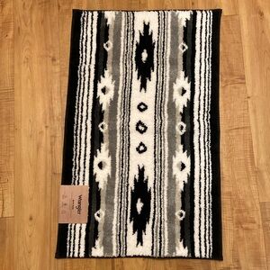 Wrangler bathroom rug